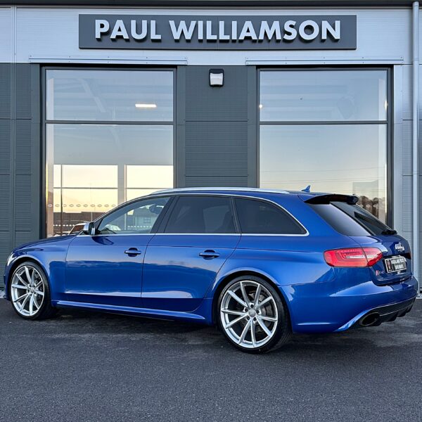 AUDI RS4 AVANT 4.2 FSI V8 OR £22,000 CASH ALTERNATIVE - Image 2