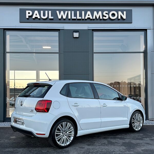 VOLKSWAGEN POLO 1.4 TSI BLUEGT OR £7,000 CASH ALTERNATIVE - Image 3