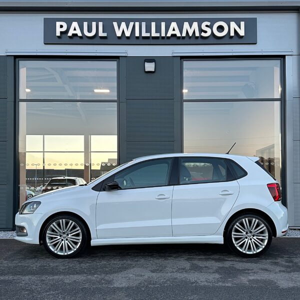 VOLKSWAGEN POLO 1.4 TSI BLUEGT OR £7,000 CASH ALTERNATIVE - Image 5